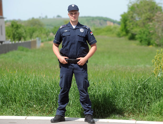 Храбри полицајац до посла и назад прелази 500 километара: Пропуштам одрастање деце